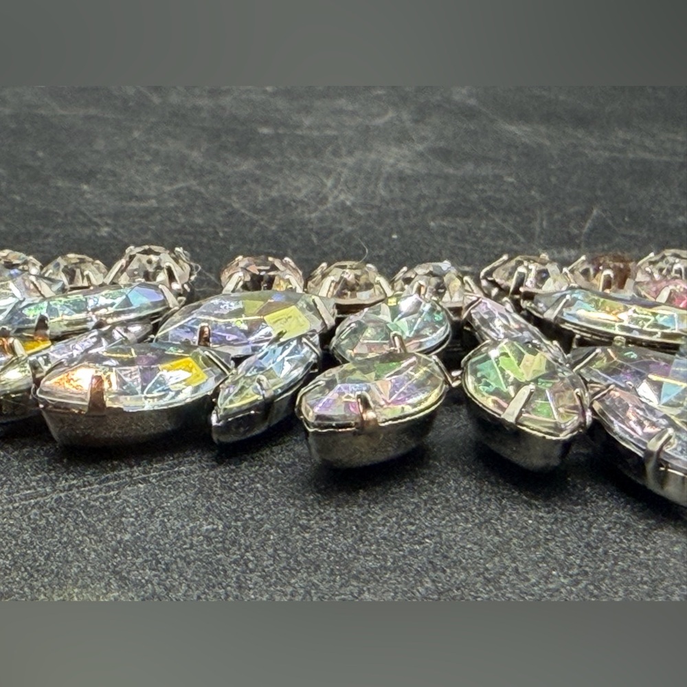 Aurora Borealis Iridescent Necklace - Picture 7 of 12